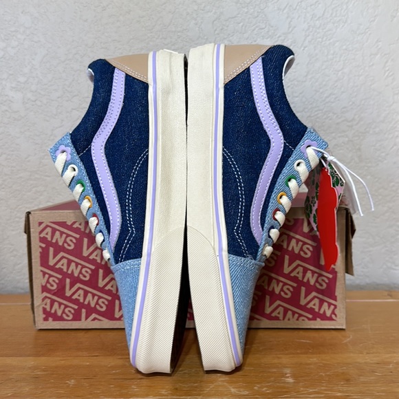 Vans x Old Skool Emma Holland on Holiday Sneaker - Picture 5 of 13